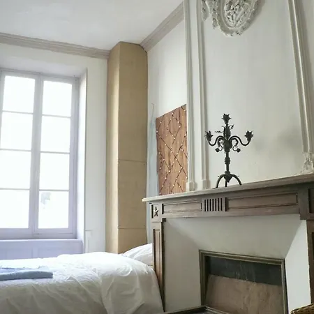 Yobaba Lounge Boutique Yoga Retreat Centre * Chalabre